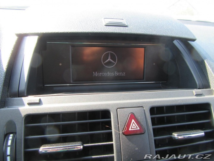 Mercedes-Benz C 2,1 200 CDI Servisní knih 2009
