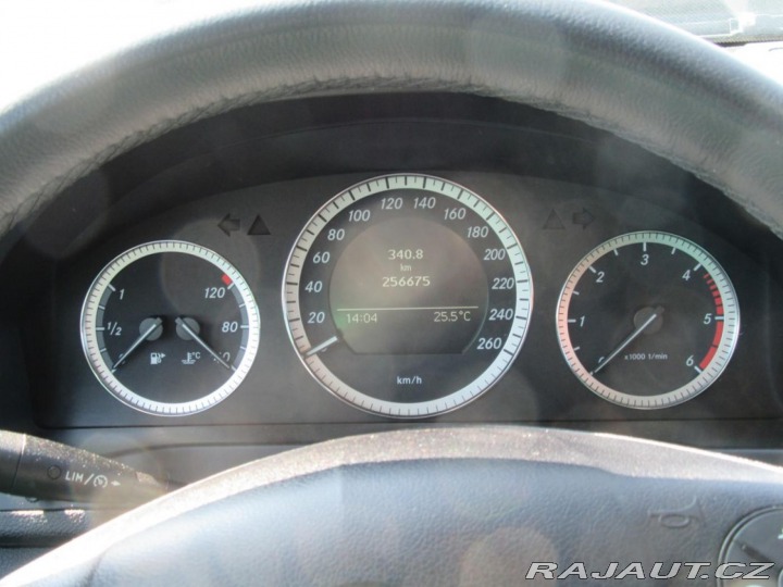 Mercedes-Benz C 2,1 200 CDI Servisní knih 2009