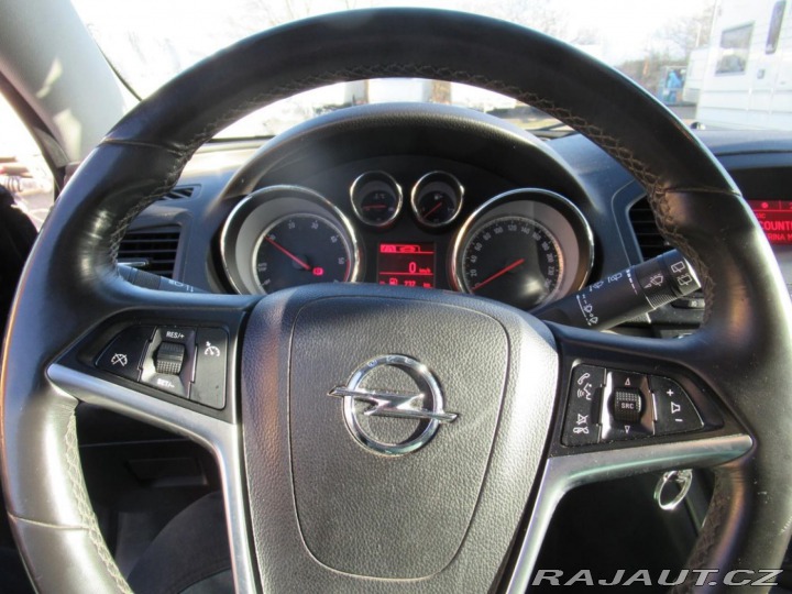 Opel Insignia 2,0 118kW 4x4 2012