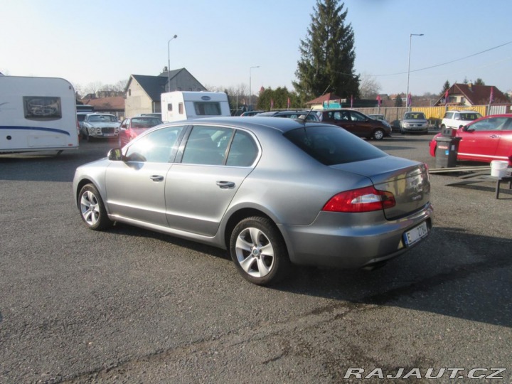 Škoda Superb 2,0 TDI PD DPF 103kW Comf 2008