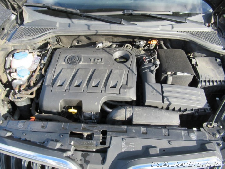 Škoda Yeti 2,0 DSG Elegance, alkant 2014