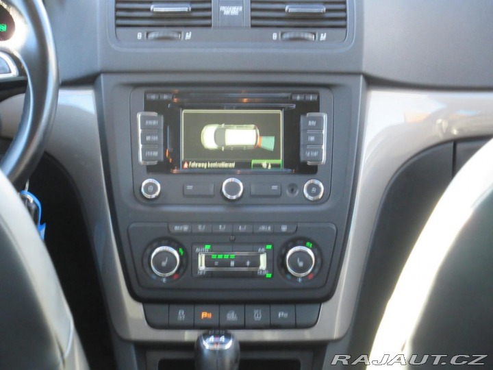 Škoda Yeti 2,0 DSG Elegance, alkant 2014