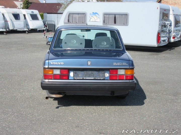 Volvo Ostatní modely 240 GL 2,3 1989