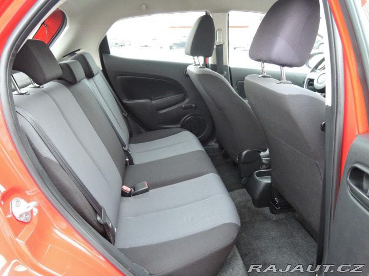Mazda 2 1,3i MZR Servis 2010
