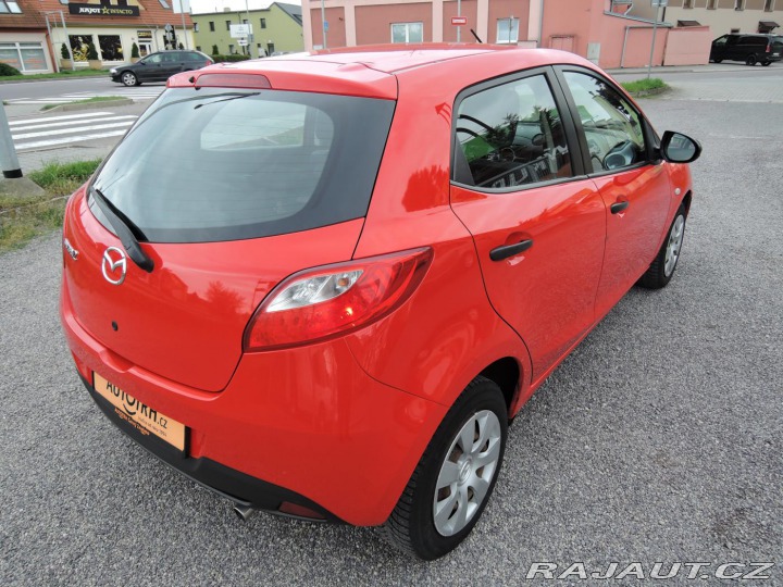 Mazda 2 1,3i MZR Servis 2010