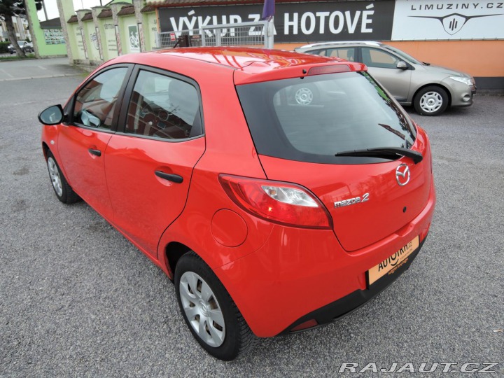 Mazda 2 1,3i MZR Servis 2010