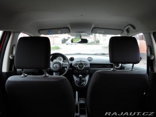 Mazda 2 1,3i MZR Servis 2010