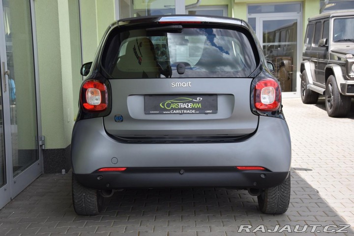 Smart Fortwo EQ 60kW Rezervace 2021