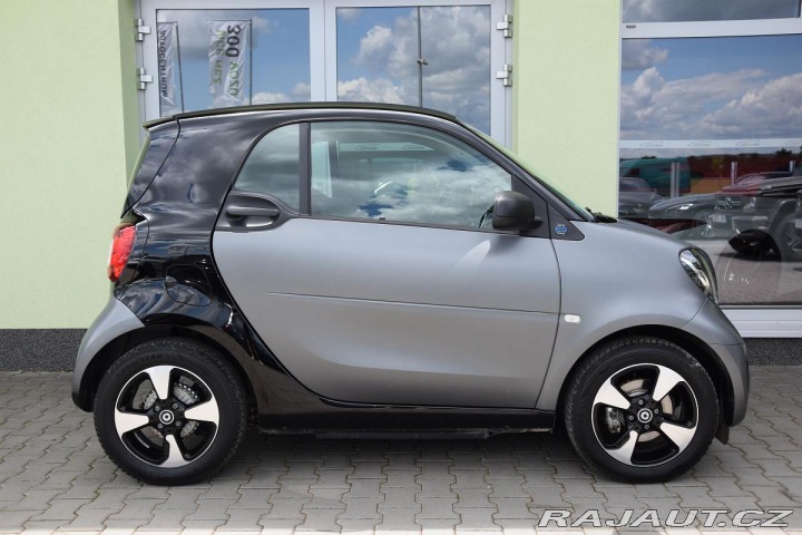 Smart Fortwo EQ 60kW REZERVACE 2021