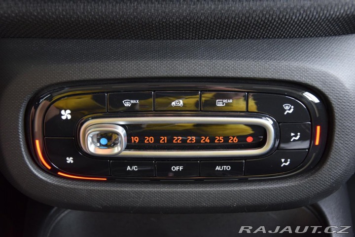 Smart Fortwo EQ 60kW REZERVACE 2021