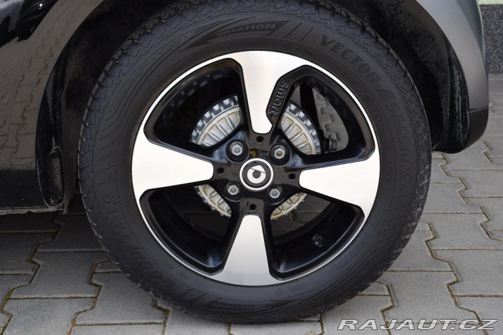 Smart Fortwo EQ 60kW REZERVACE 2021
