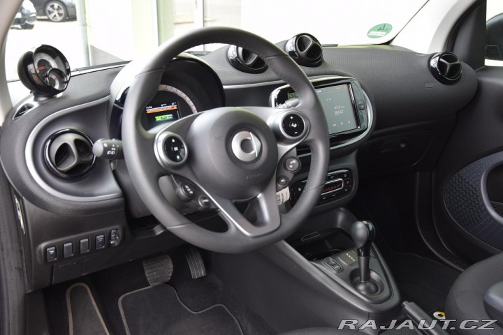 Smart Fortwo EQ 60kW REZERVACE 2021