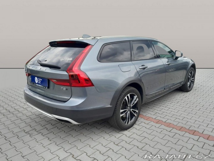Volvo V90 T5 AWD Cross Country Pro 2018