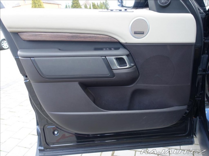 Land Rover Discovery 2,0 REZERVACE,7míst,DPH,W 2018
