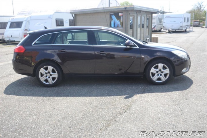 Opel Insignia 2,0 CDTI 2011