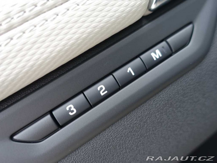 Land Rover Discovery Sport 2,0 R-Dynamic SE D200 2023