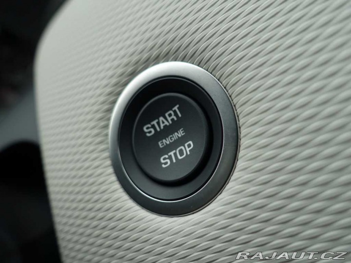 Land Rover Discovery Sport 2,0 R-Dyn. SE D200 *SLEVA 2023