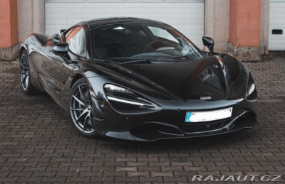 McLaren 720S 