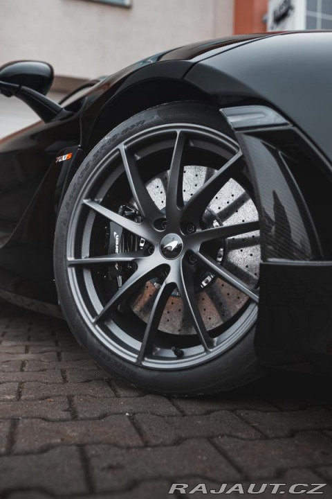 McLaren 720S 2020