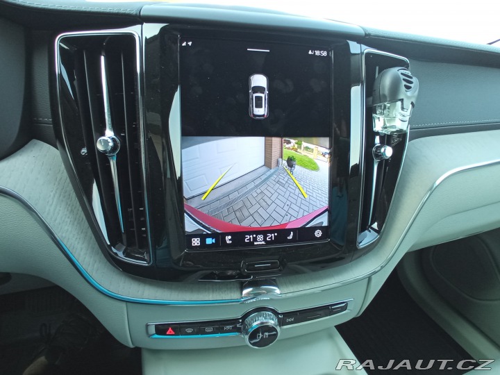 Volvo XC60 B4 AWD INSCRIPTION 2022