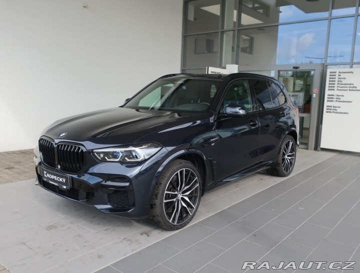 BMW X5 M50i 2022