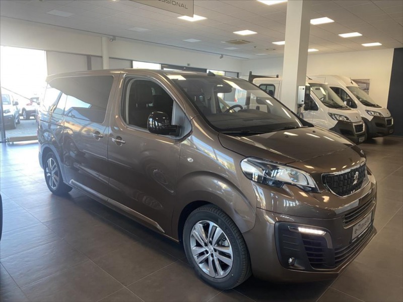 Peugeot Traveller ALLURE e-TRAVELLER 100kw