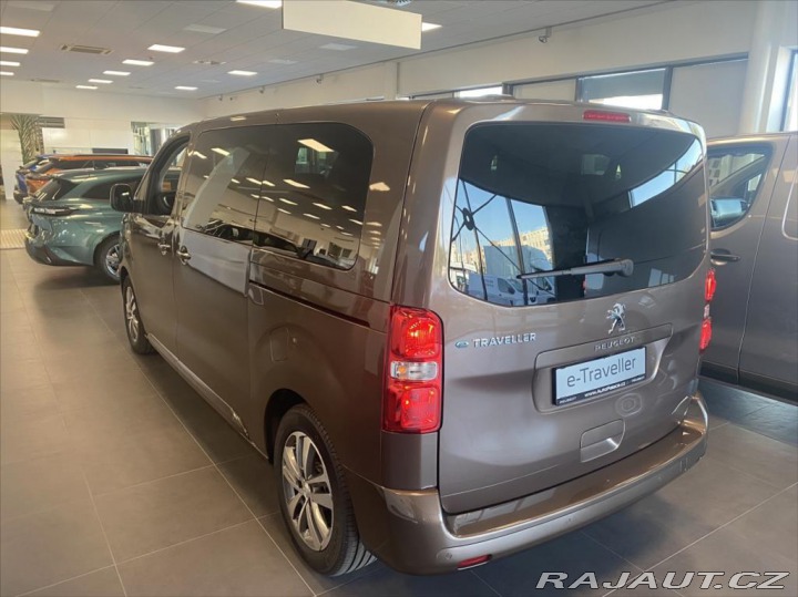 Peugeot Traveller ALLURE e-TRAVELLER 100kw 2023