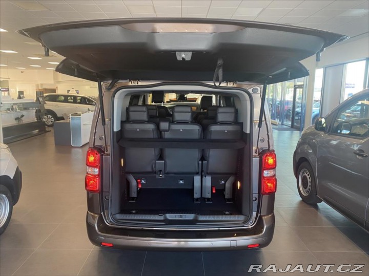 Peugeot Traveller ALLURE e-TRAVELLER 100kw 2023