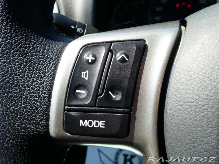Toyota Yaris 1.5iHSD 55kW Rezervovano 2012