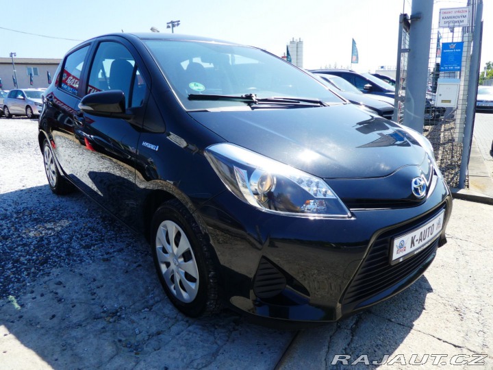 Toyota Yaris 1.5iHSD 55kW Rezervovano 2012
