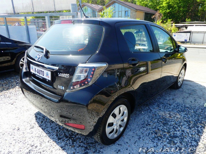 Toyota Yaris 1.5iHSD 55kW Rezervovano 2012