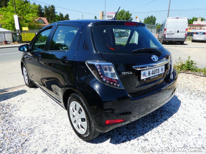 Toyota Yaris 1.5iHSD 55kW Rezervovano 2012