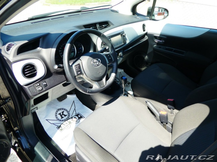 Toyota Yaris 1.5iHSD 55kW Hybrid*Servi 2012