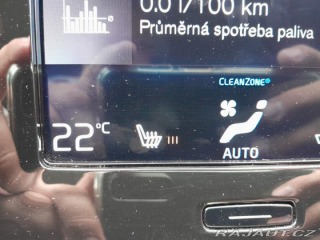Volvo XC40 D3 2.0L 150 HP MOMENTUM P 2020