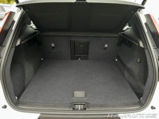 Volvo XC40 D3 2.0L 150 HP MOMENTUM P 2020
