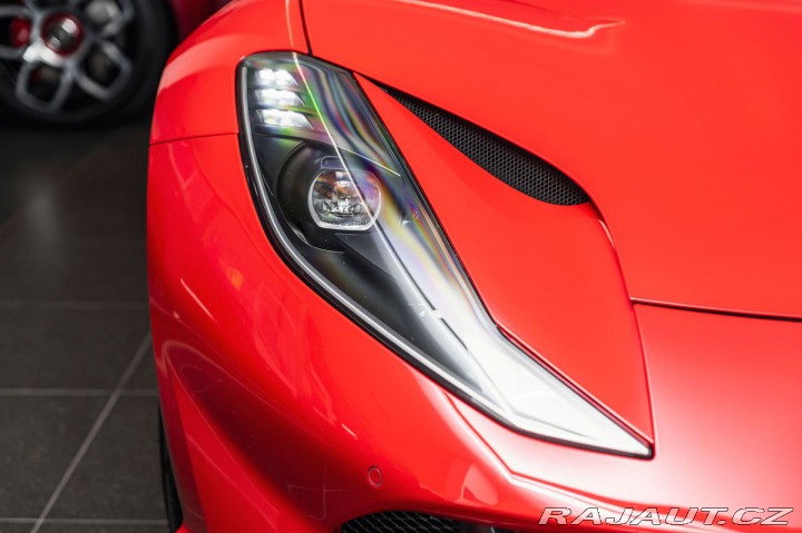 Ferrari 812 Superfast Rosso Corsa Met 2019