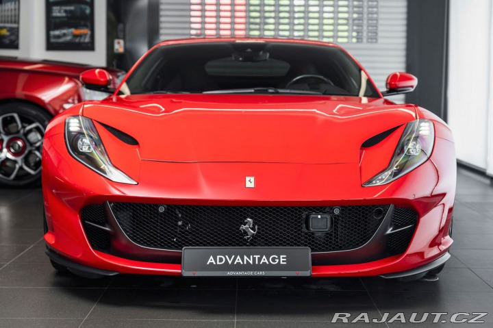 Ferrari 812 Superfast Rosso Corsa Met 2019