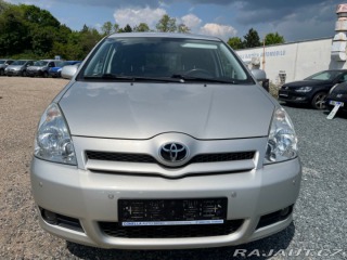 Toyota Corolla Verso 1.8i 95Kw Executive 2007