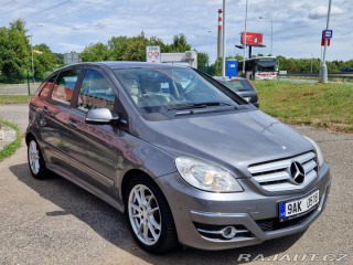 Mercedes-Benz B B 180 na splátky všem! 2010