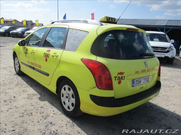 Peugeot 308 1,6 HDI SW Confort 7míst 2010