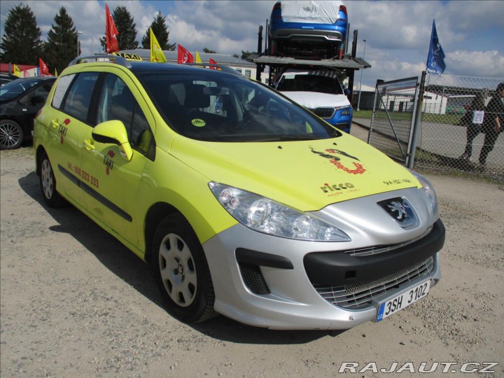 Peugeot 308 1,6 HDI SW Confort 7míst 2010