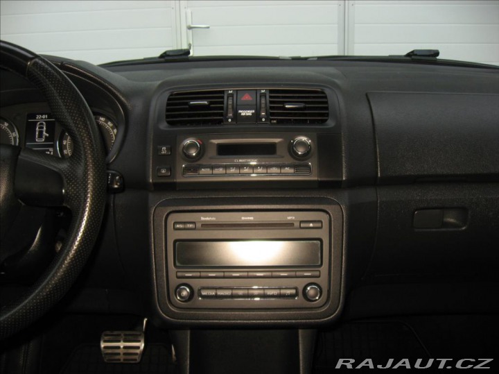 Škoda Fabia 1,4 TSI 180PS II RS DSG 2011