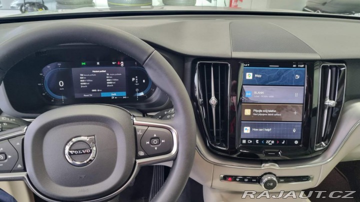 Volvo XC60 B4 2.0L 197+14 HP AT8 AWD 2024