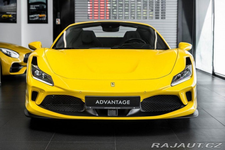 Ferrari F8 Spider 1800