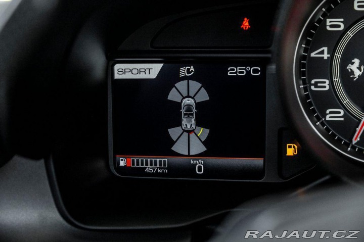 Ferrari F8 Spider 1800