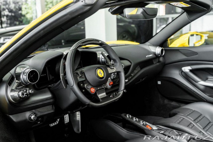 Ferrari F8 Spider 2023