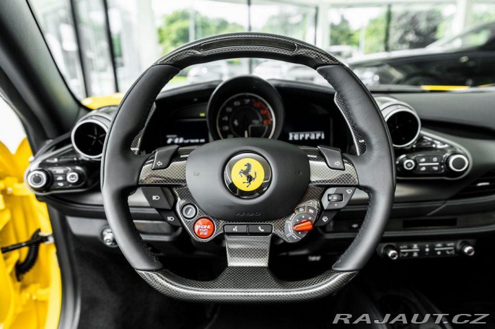 Ferrari F8 Spider 2023