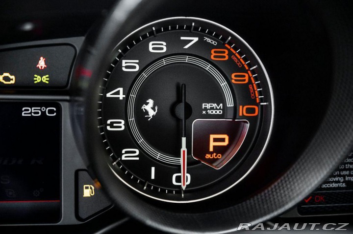 Ferrari F8 Spider 1800