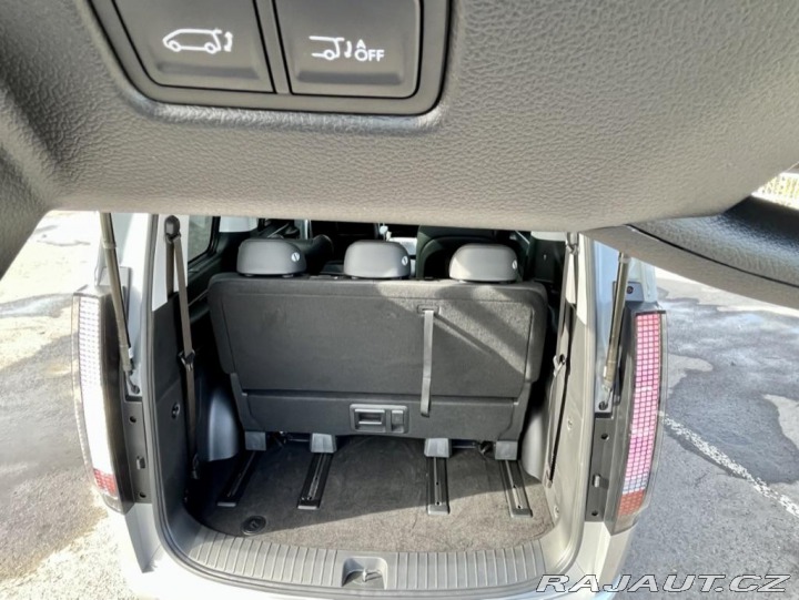 Hyundai Staria 4x4 SIGNATURE 7sed reg.12 2022