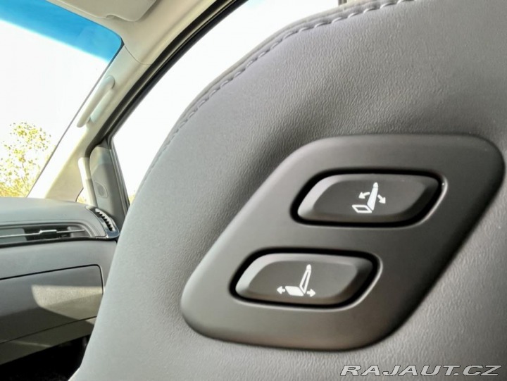 Hyundai Staria 4x4 SIGNATURE 7sed reg.12 2022